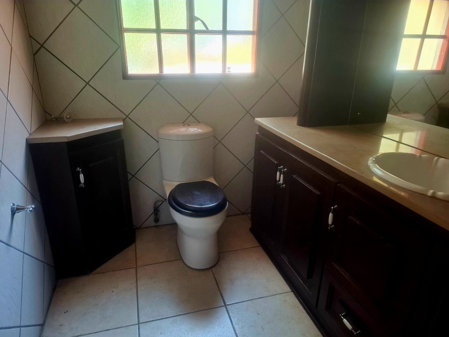 4 Bedroom Property for Sale in Suidrand Free State